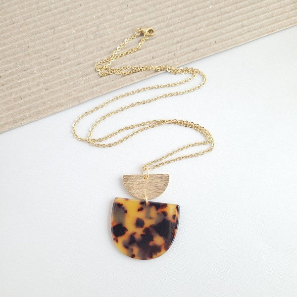 Harper Tort Necklace